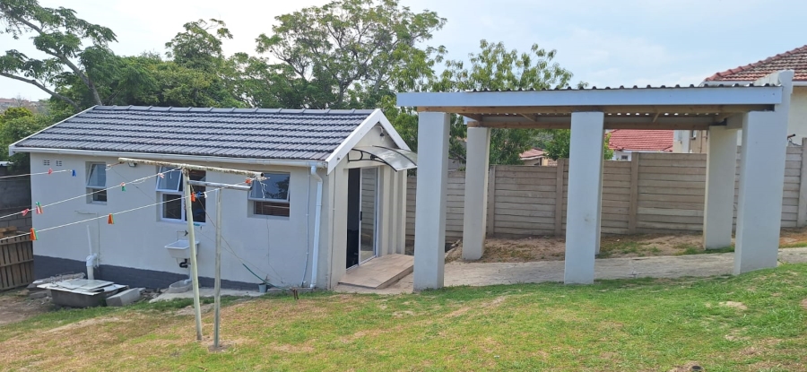 4 Bedroom Property for Sale in Cambridge West Eastern Cape